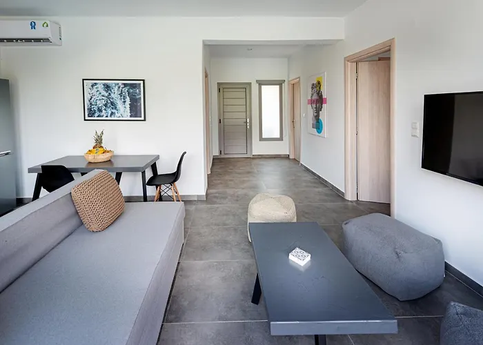 Sunblue Boutique Willa