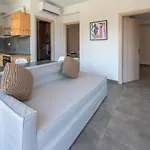 Sunblue Boutique Villa *