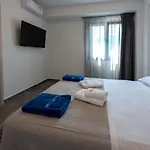 Sunblue Boutique Villa *