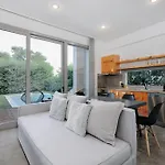 Sunblue Boutique Villa *