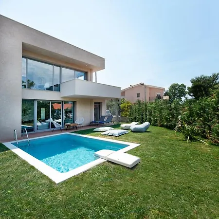 Sunblue Boutique Villa