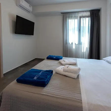 Sunblue Boutique Villa *