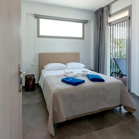 Sunblue Boutique Villa *