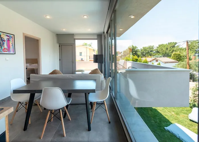 Villa Sunblue Boutique Szkála Rahoníu