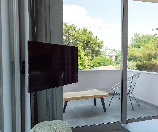 Sunblue Boutique Szkála Rahoníu